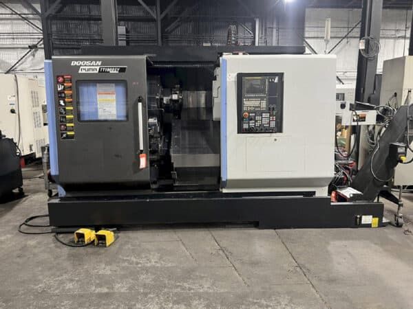 Doosan Fanuc 31i Model B CNC Control 5000 Rpm Puma TT1800SY 8 Axis