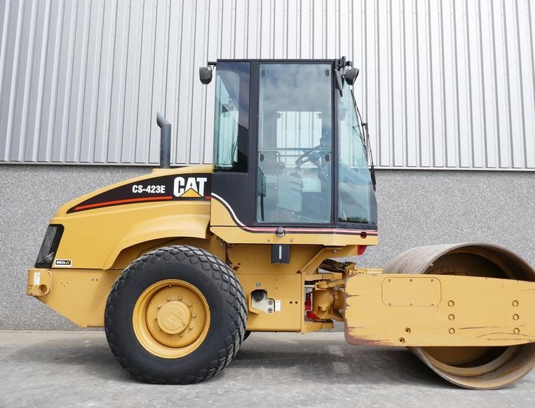 Caterpillar CS423E