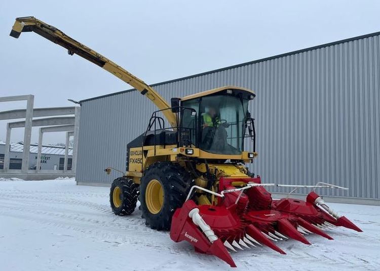 New Holland FX 450