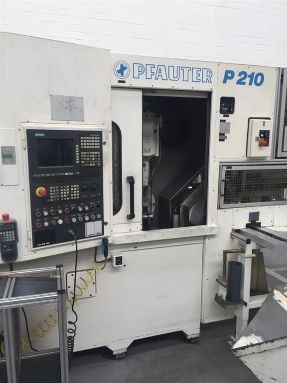 Gleason Pfauter P210 Variable Speed Gear Hobbing Machine Horizontal