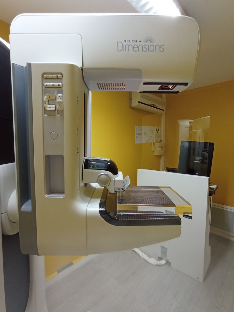 Hologic Dimensions D Tomo Mammography