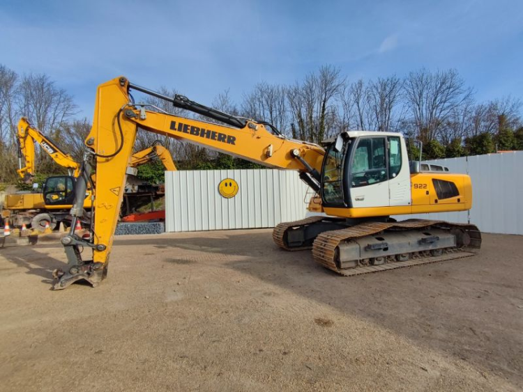 Liebherr R922 LC Tracked Excavator