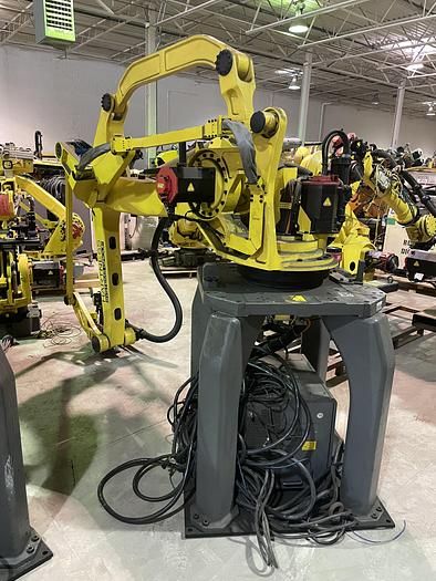 Fanuc M410iB 160 PALLETIZING ROBOT WITH R30iA CONTROLLER 4 160 Kg