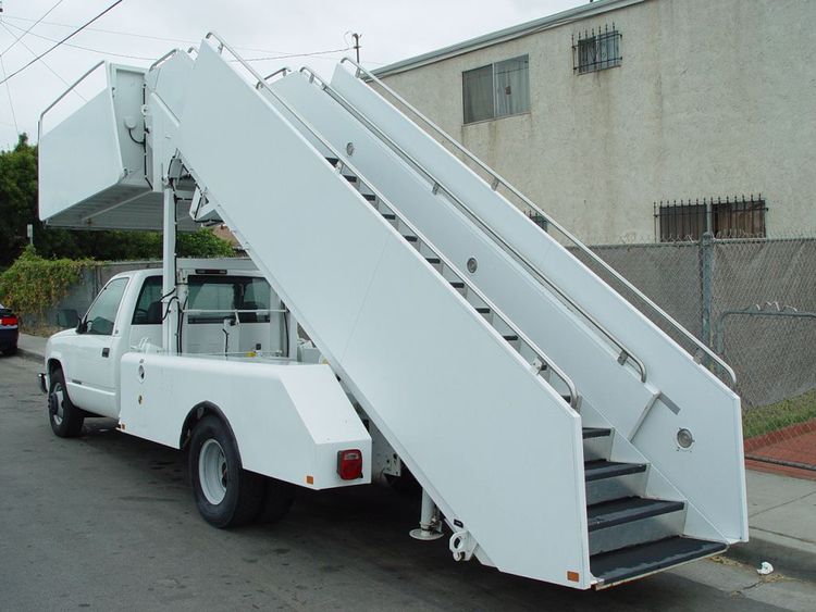 Stinar SPS3518, Aircraft Stair Truck