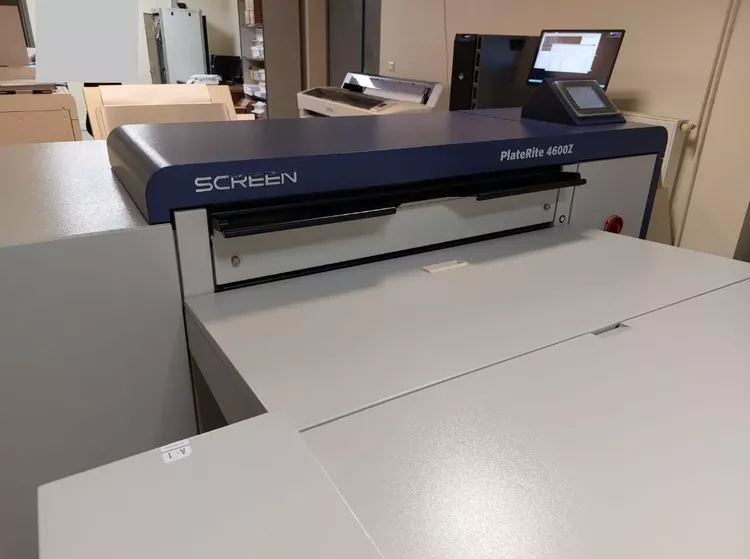 Screen PTR 4600Z