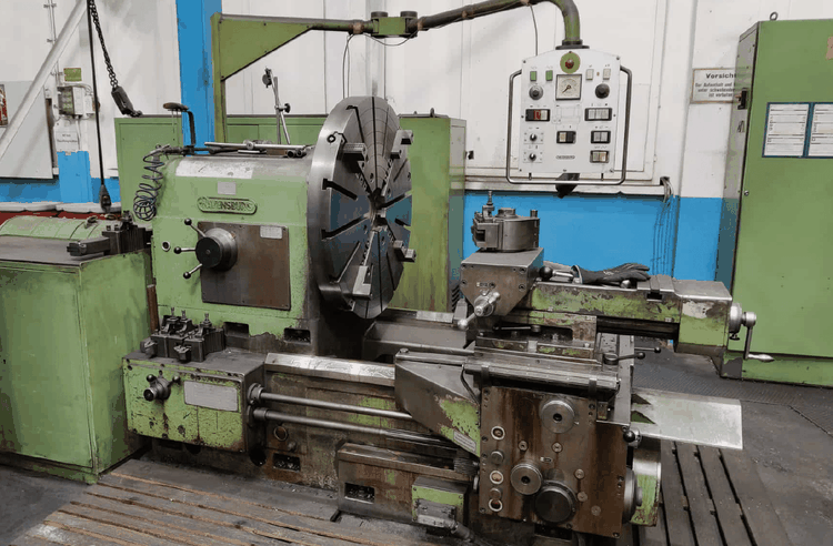 Ravensburg Engine Lathe Variable Speed KT 600