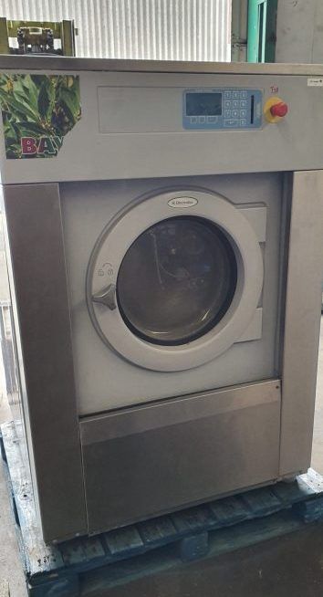 Electrolux W4300H Washer Extractor