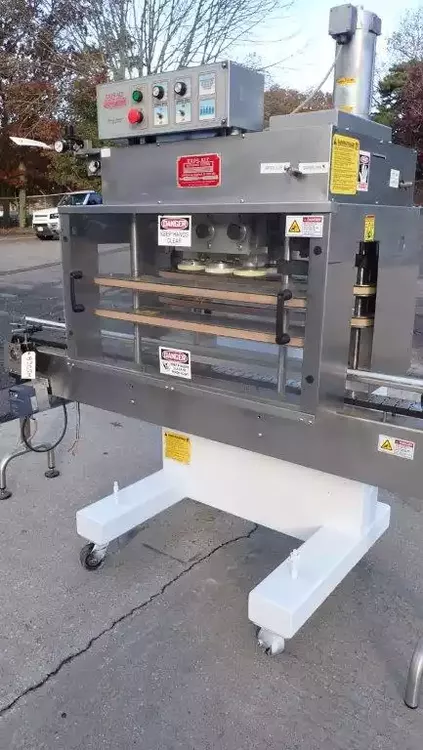 Kaps-All FA-6 Six Spindle Retorquer/Cap Tightener