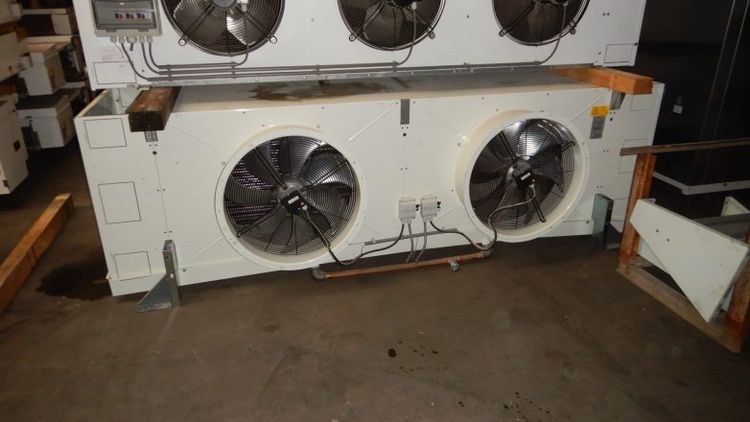 Alfa Laval air cooler with 2 fans (900 rpm).