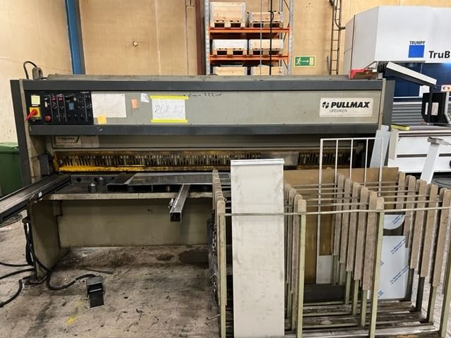 Pullmax Guillotine 3000 x 7 MM