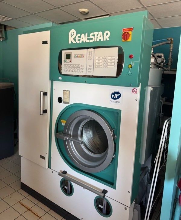 Realstar Dry cleaning