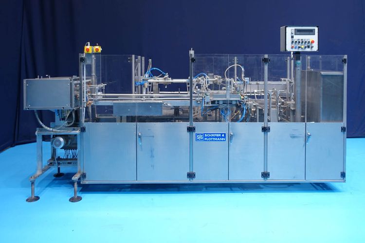 Fully automatic filling and packaging machine for butter