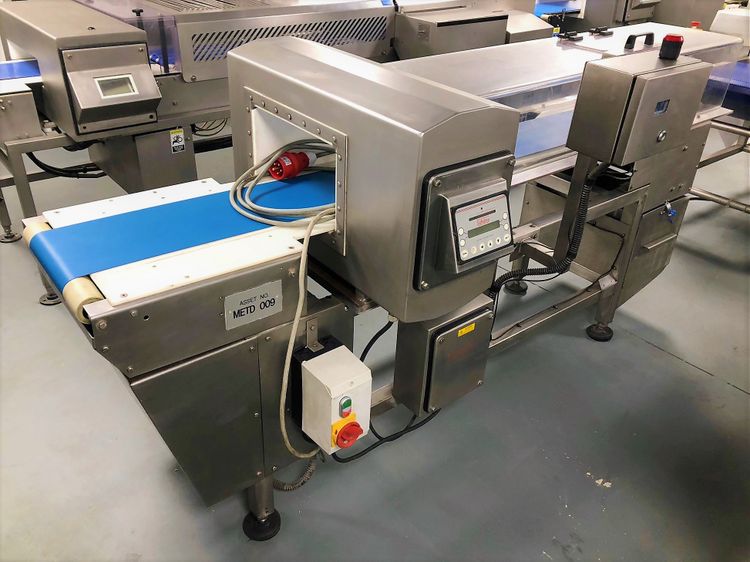 Safeline Metal detector