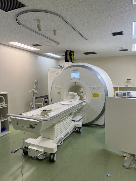 Siemens Aera 48CH MRI