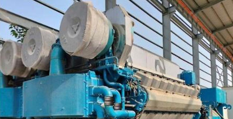 8 Wartsila 18V2000 3.7 MW