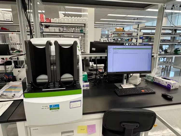 Perkin Elmer EnVision 2105 Multi mode Plate Reader