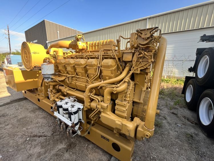 Caterpillar 3512B Engine HP:     1476
