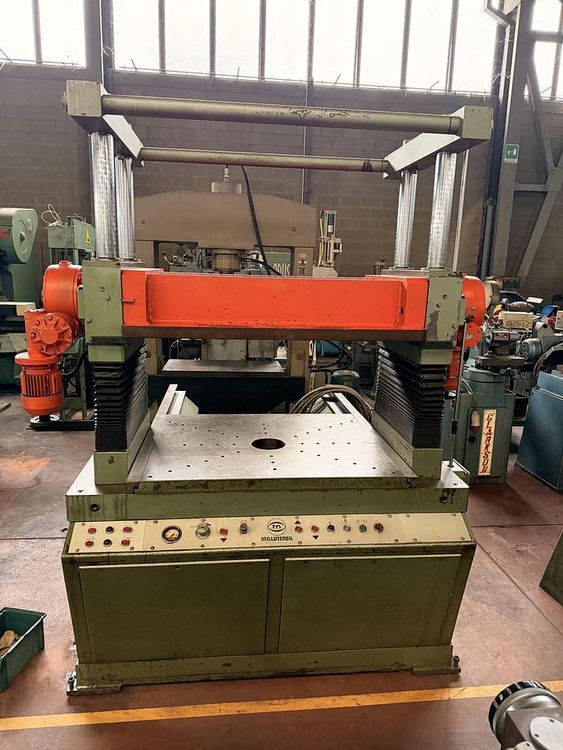 Millutensil BV 26 25 tons