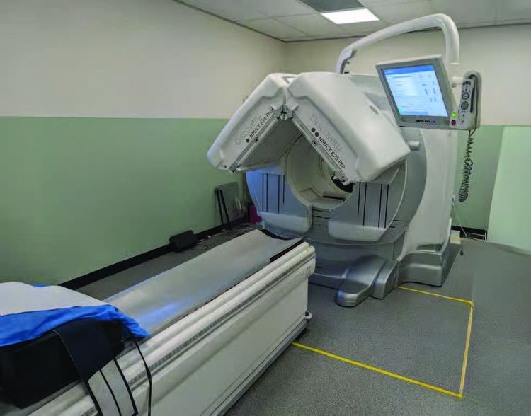 GE Healthcare Discovery NM/CT 670 Pro