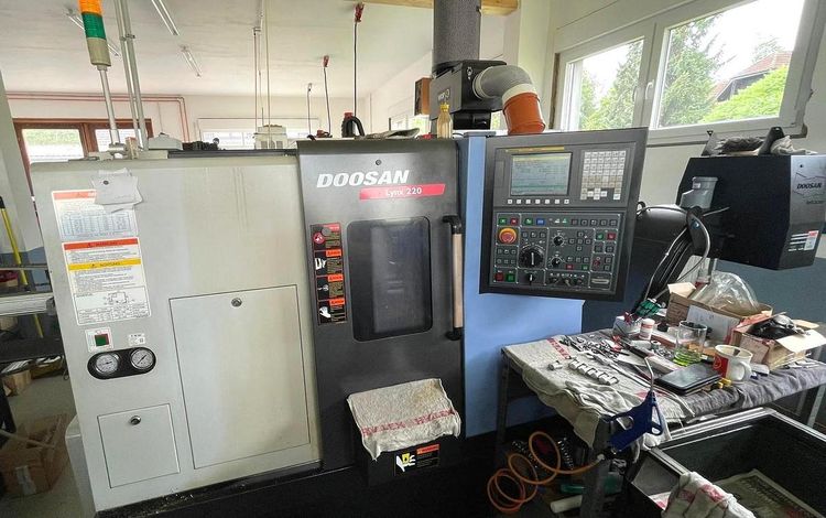Doosan Control Fanuc i Series 6000 rpm LYNX 220 2 Axis