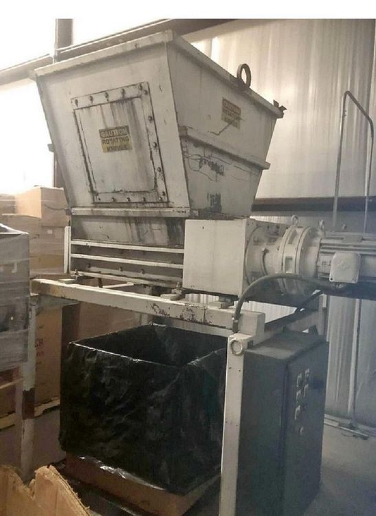Shred-Tech ST-50 Dual Shaft Shredder