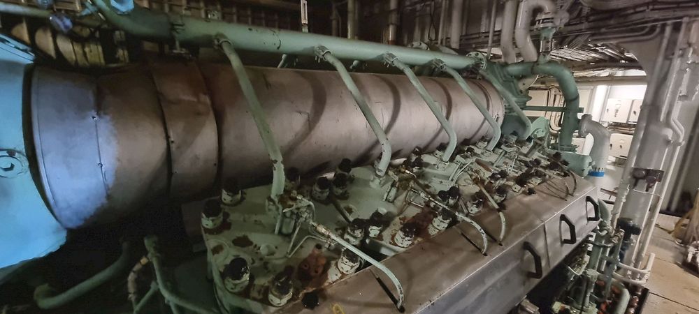 Wichmann 10V28B Diesel Marine Engine