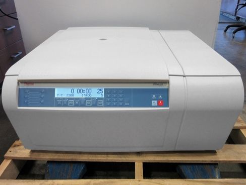 Thermo Scientific Legend XTR Refrigerated Centrifuge w/ M-20 Microplate Rotor