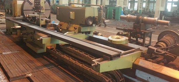 Poreba Engine Lathe 315 rpm TCG 125