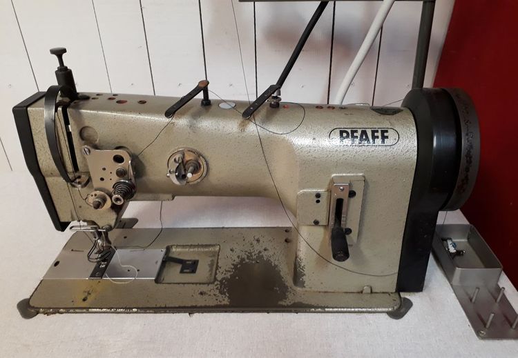 Pfaff 1245 Sewing machines