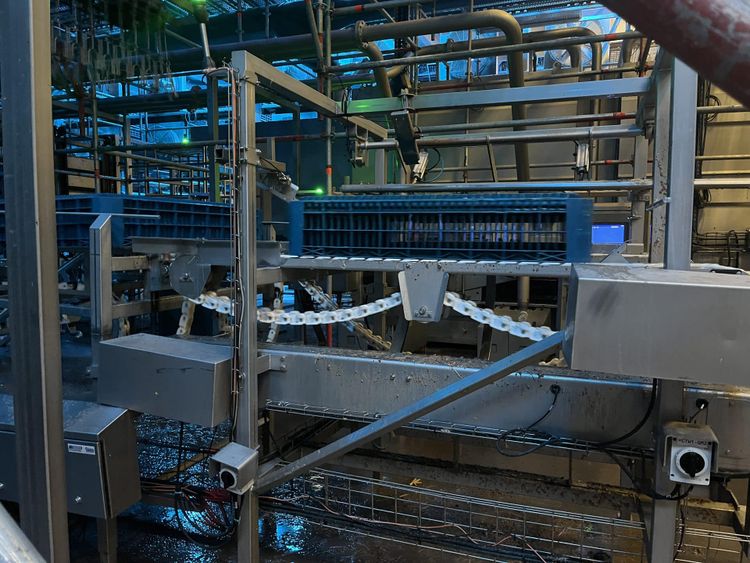 Linco Live bird handling system