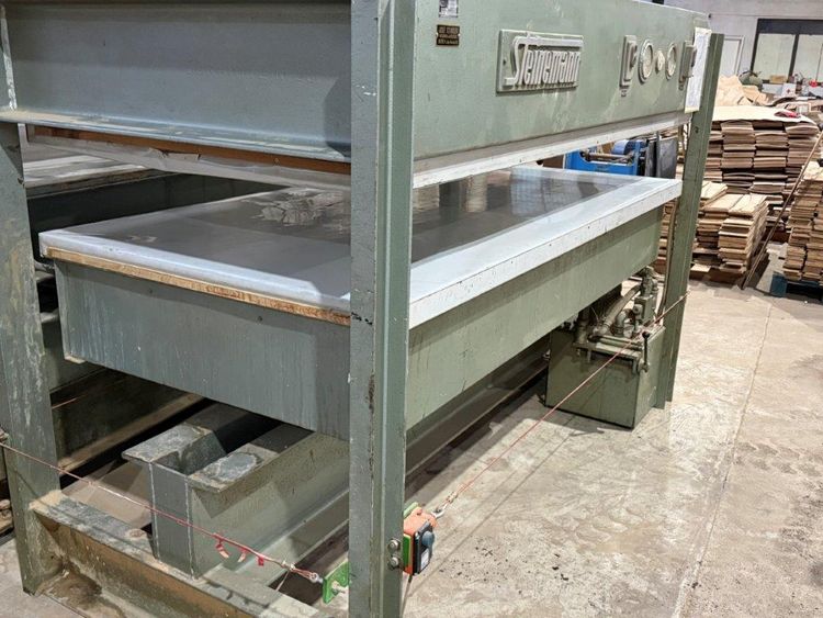 Steinemann Press. 220x110cm worktop