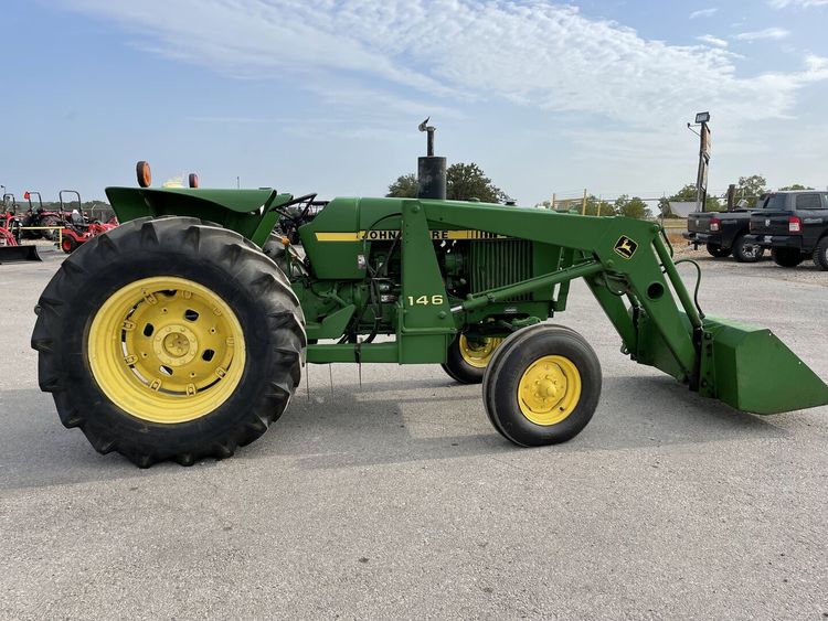 John Deere 2240 Tractor 9999