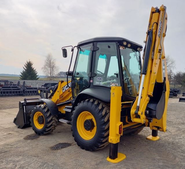 JCB 3CX Backhoe Loader