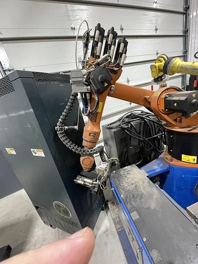 Kuka KR16-2 ROBOTIC TUBE BENDING CELL WITH KRC4 CONTROLLER 6 Axis 16kg