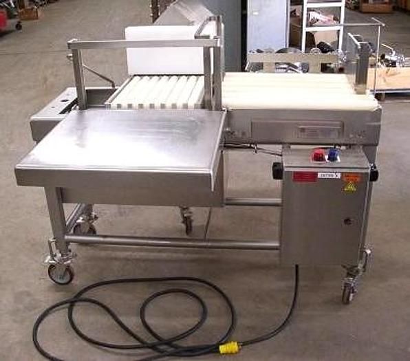 Johnson 4002E-PN Pound 2 Way Cheese Block Cutter