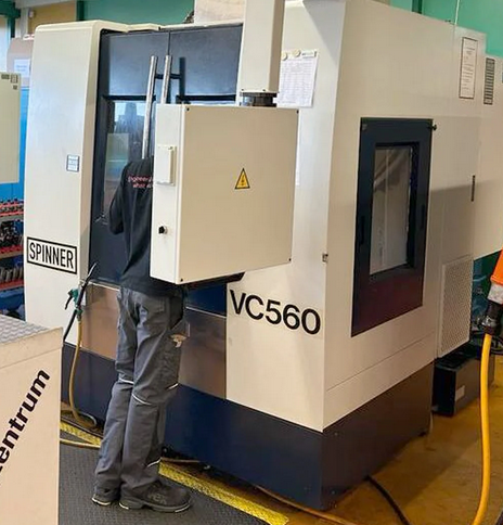 Spinner VC-560 3 Axis