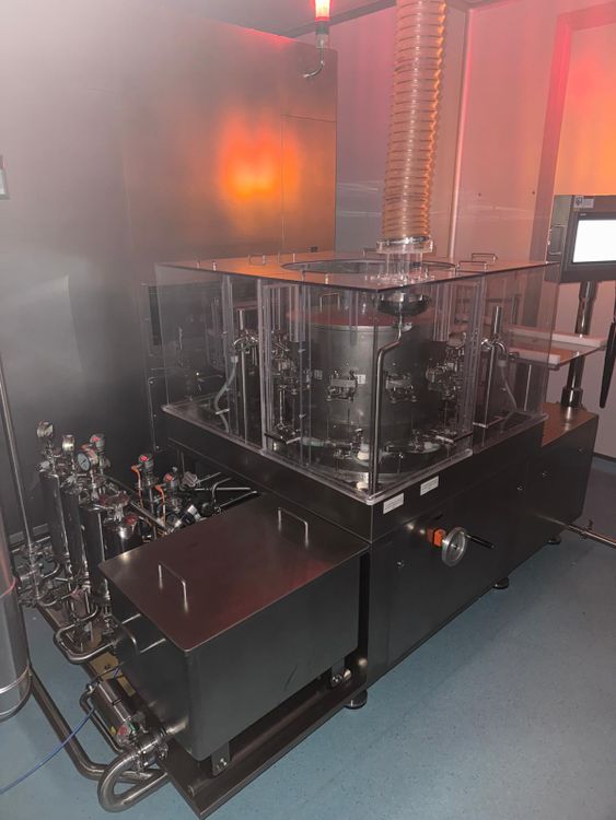 TOFFLON FW03024, Aseptic Filling and Closing Machine