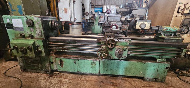 Prvomajska Engine Lathe Variable Speed TVP-250/2000
