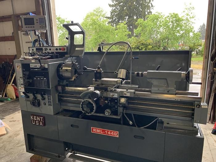 Kent ENGINE LATHE 2,500 Variable RPM RML-1440L