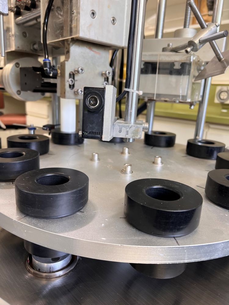 Hengxing HX006 Tube Filler & Sealer