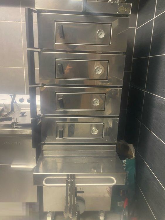 Charcoal oven + 10L deep fryer
