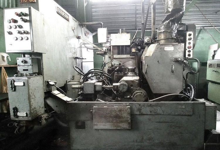 Gleason 726 REVACYCLE 1500 rpm gear milling machines