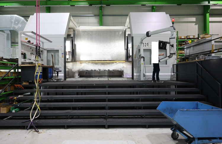 Pittler WMZ PV 4000   Maximum turning diameter: 3,800 mm