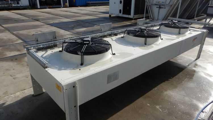3 Guntner GVH 067C_3L (S) Cooling Capacity: 117.7 kW