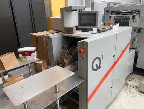 Made In Italy GAPS type Q1 square bottom  bag machine ( fruit,  flour...) , like new