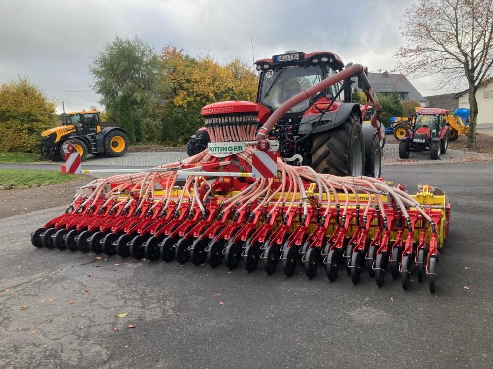 Pottinger Aerosem 6002 FDD with Lion 6002 Seed drill combination