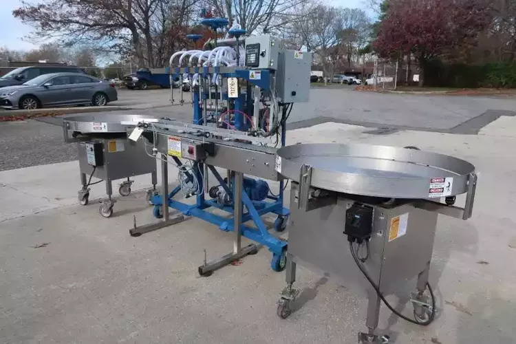 Simplex Inline Pressure Gravity Automatic Liquid Filling Machine