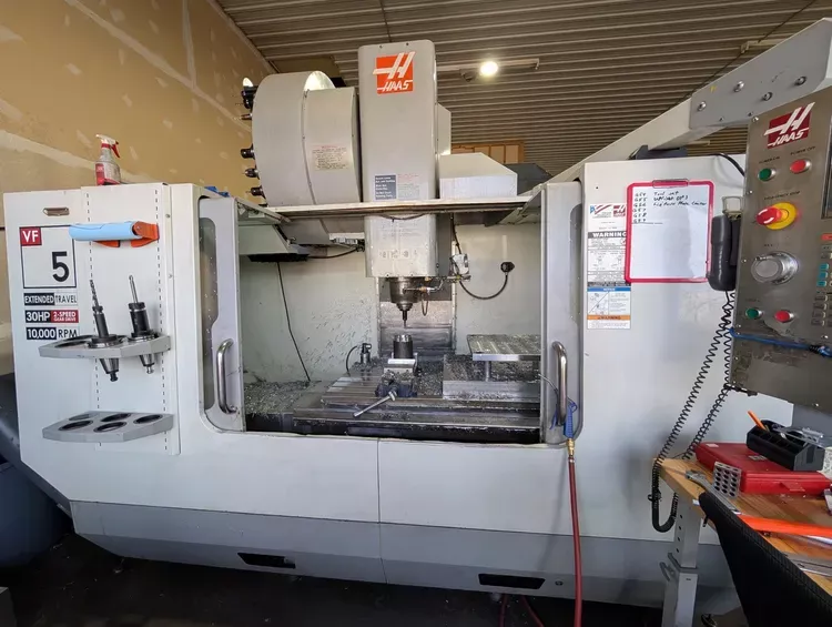 Haas VF-5/50XT 3 Axis