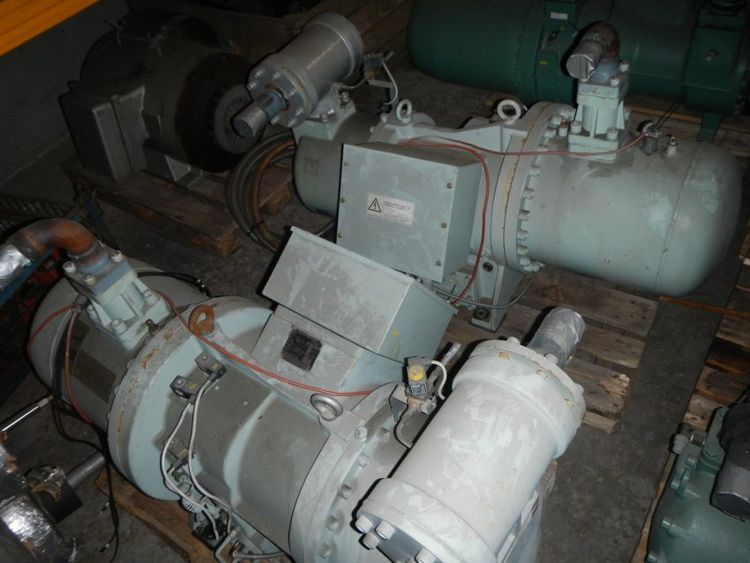 2  Fu-Sheng SR-5H  Cooling capacity: 335 kW