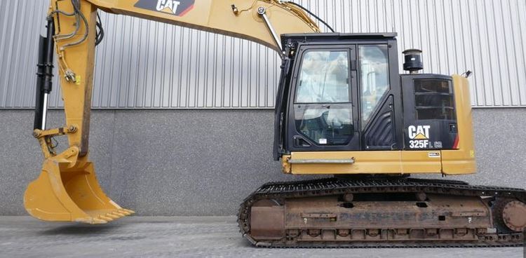 Caterpillar 325F LCR Tracked Excavator